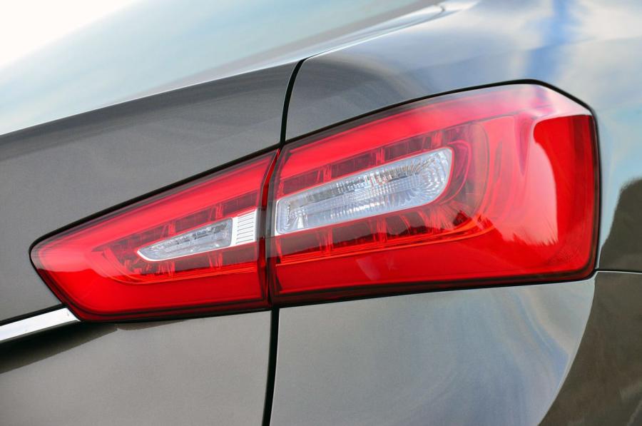  Kia Cadenza 2014 года  (фото 7 из 154)